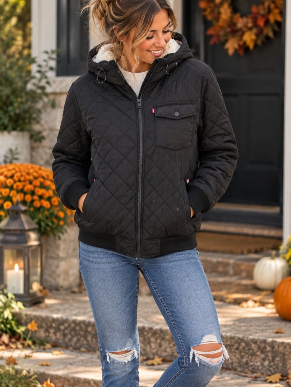 Levi’s Women’s M Black Quilted Sherpa Lined Hooded Bomber Jacket Winter